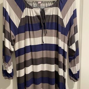 Blue, White, Dark Gray Debra